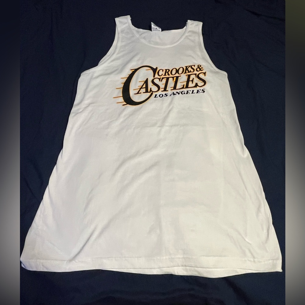 Crooks and castles tank top